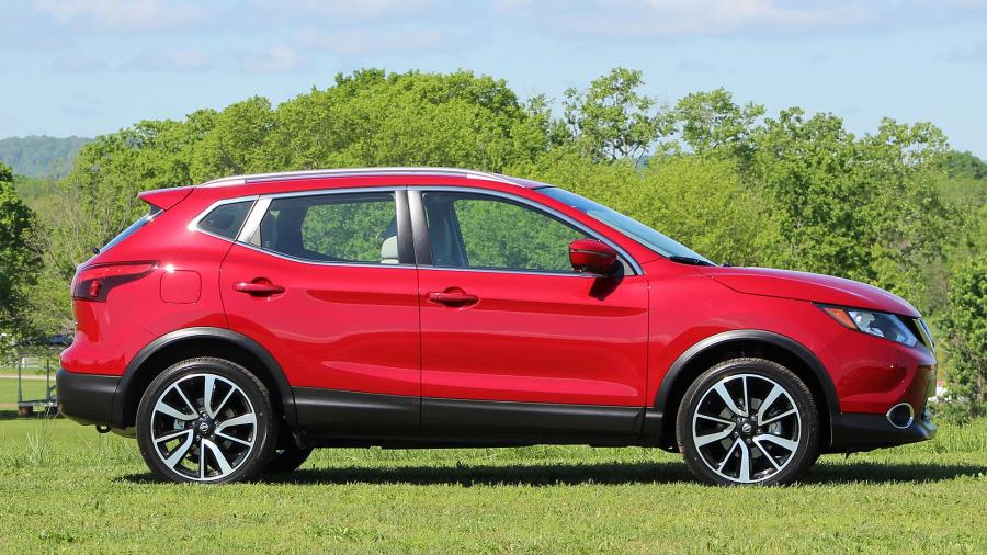  Nissan Rogue Sport 2017 года  (фото 51 из 71)